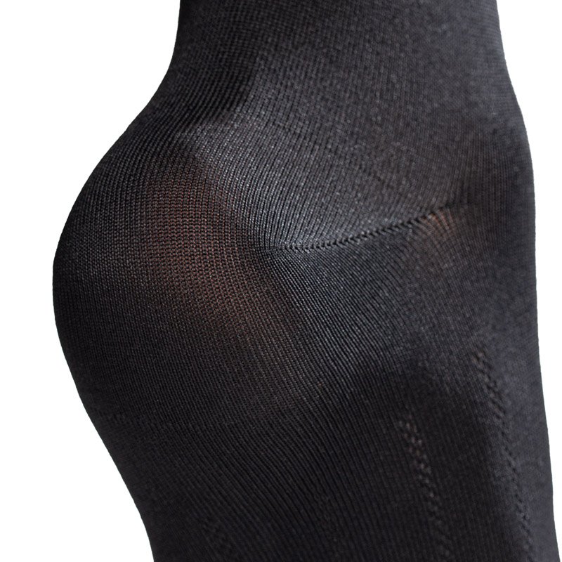 Dettaglio tallone calzino da ballo uomo colore nero